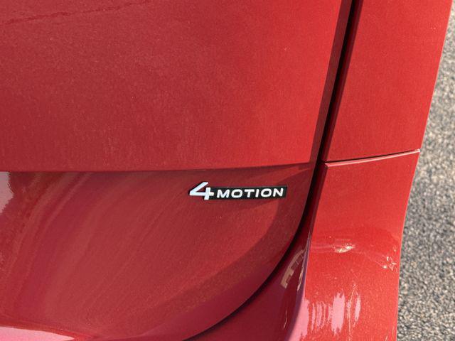 2025 Volkswagen ID. Buzz Pro S Plus with 4MOTION