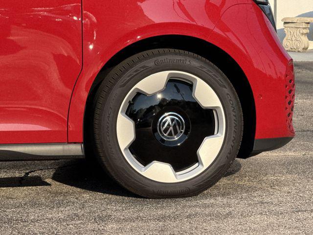 2025 Volkswagen ID. Buzz Pro S Plus with 4MOTION