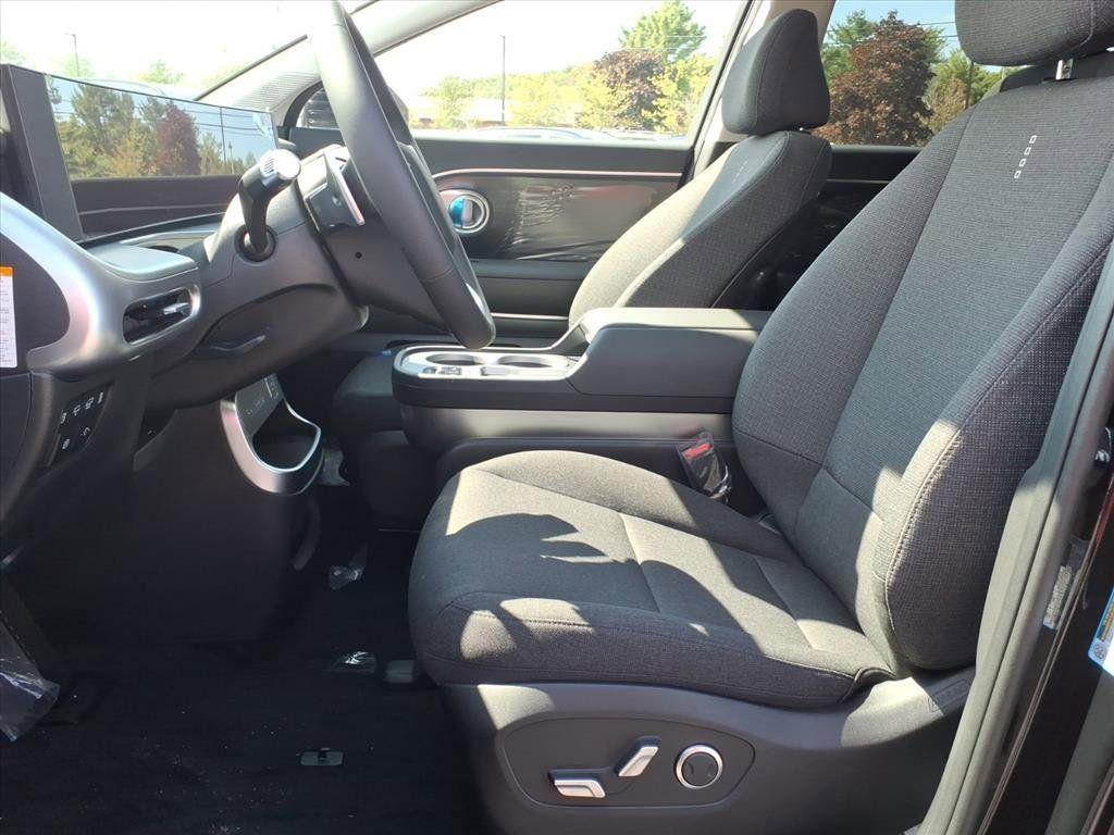 2026 Hyundai IONIQ 9 S - Photo 15