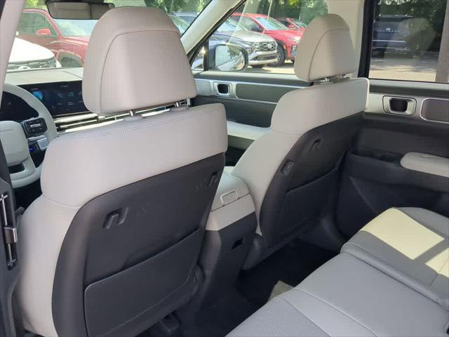 2026 Hyundai Santa Fe SE