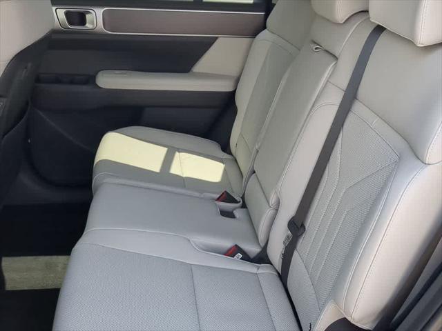 2026 Hyundai Santa Fe SE