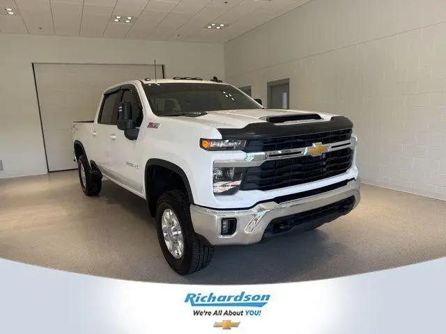 2024 Chevrolet Silverado 3500HD 4WD Crew Cab Standard Bed LT for sale in Standish, MI