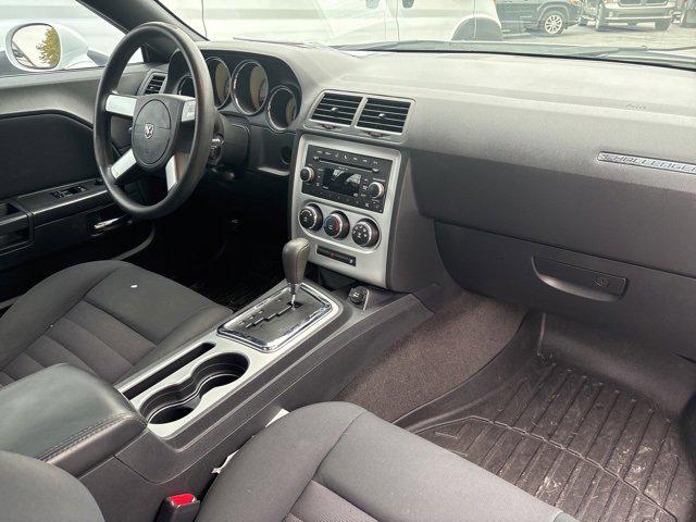 2010 Dodge Challenger SE