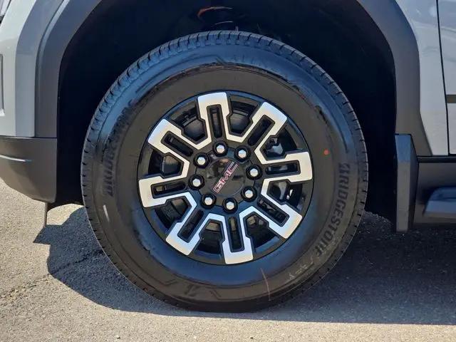 2026 GMC Sierra Standard Range Elevation