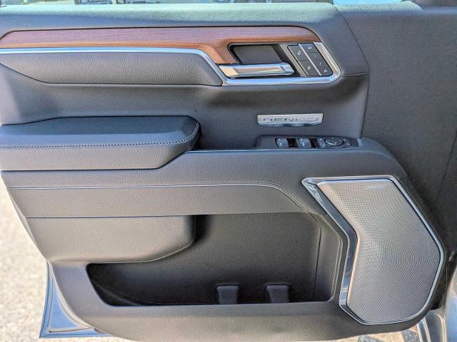 2023 GMC Sierra 1500 4WD Crew Cab Short Box Denali