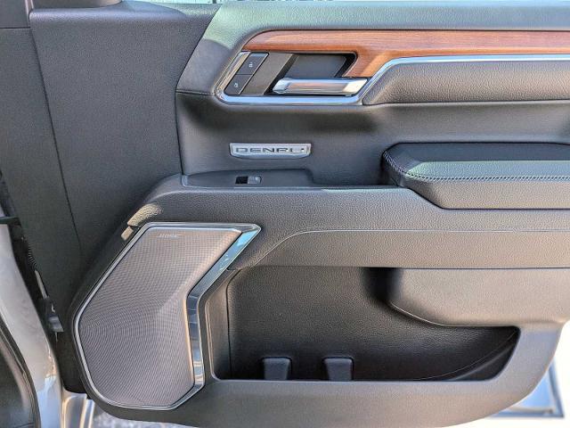2023 GMC Sierra 1500 4WD Crew Cab Short Box Denali