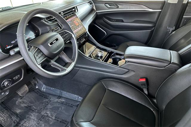 2023 Jeep Grand Cherokee Limited 4x2
