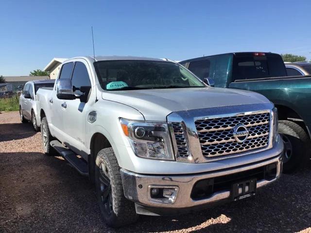 2017 Nissan TITAN SL 2017 Nissan TITAN SL