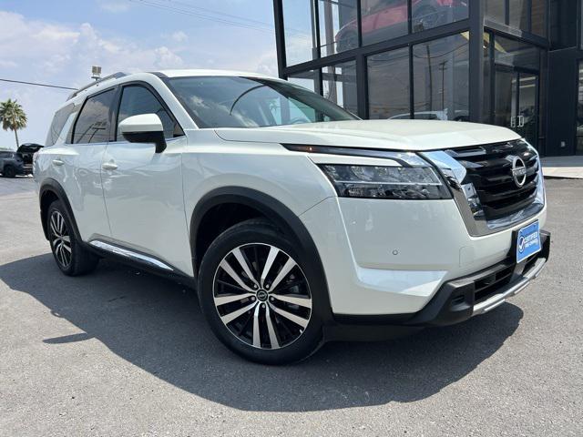 2024 Nissan Pathfinder Platinum FWD