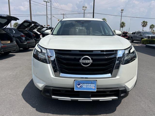 2024 Nissan Pathfinder Platinum FWD