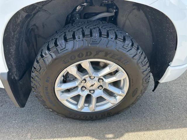 2023 Chevrolet Silverado 1500 4WD Crew Cab Standard Bed RST