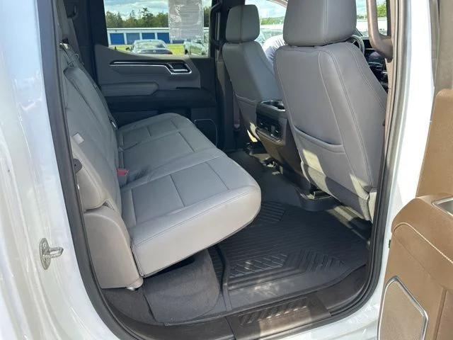 2023 Chevrolet Silverado 1500 4WD Crew Cab Standard Bed RST