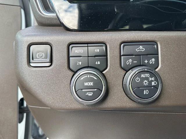 2023 Chevrolet Silverado 1500 4WD Crew Cab Standard Bed RST