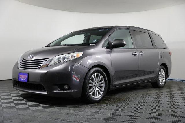 2017 Toyota Sienna L