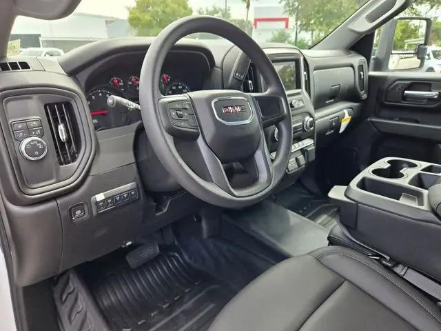 2025 GMC Sierra 3500HD Pro