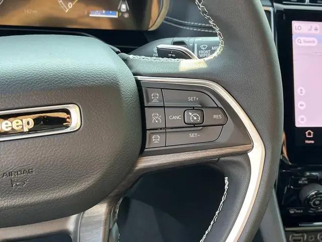 2025 Jeep Grand Cherokee Limited 4x4
