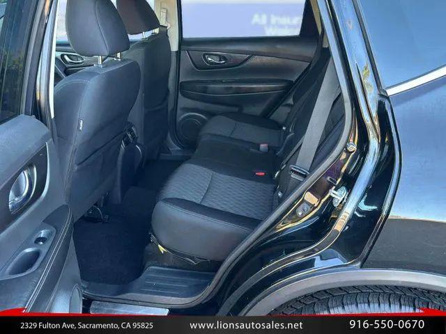 2018 Nissan Rogue SV