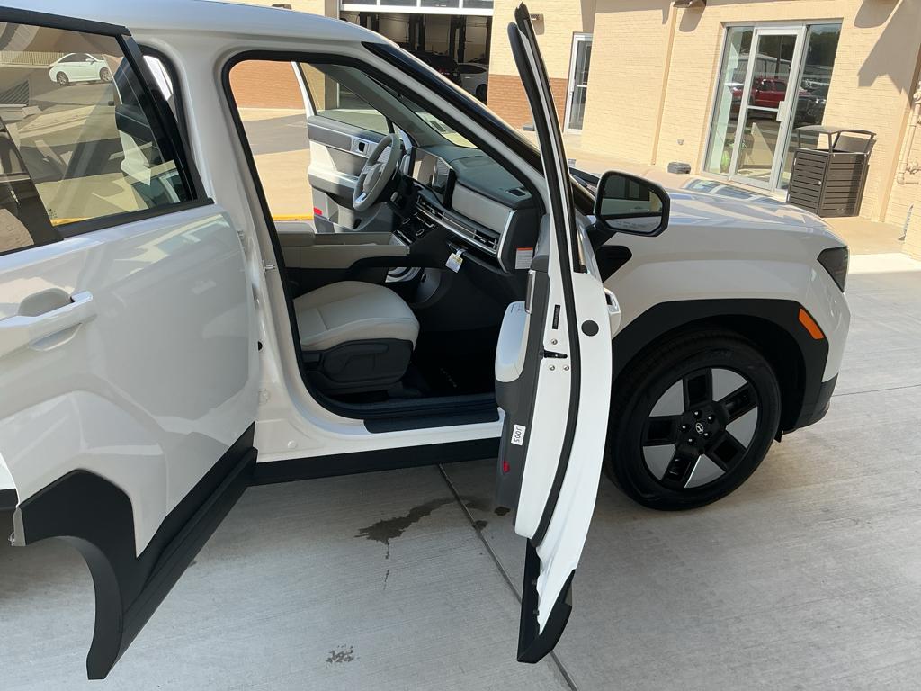2026 Hyundai Santa Fe SE - Photo 13