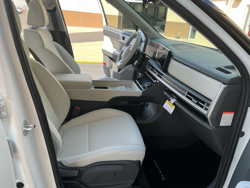 2026 Hyundai Santa Fe SE - Photo 14