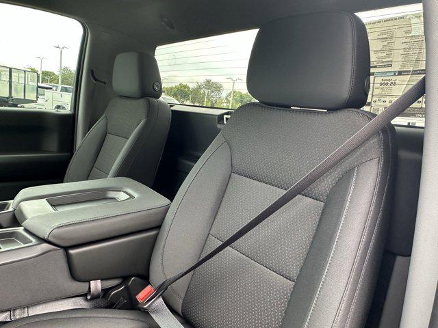 2025 Chevrolet Silverado 1500 4WD Regular Cab Standard Bed WT