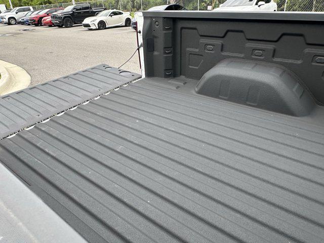 2025 Chevrolet Silverado 1500 4WD Regular Cab Standard Bed WT