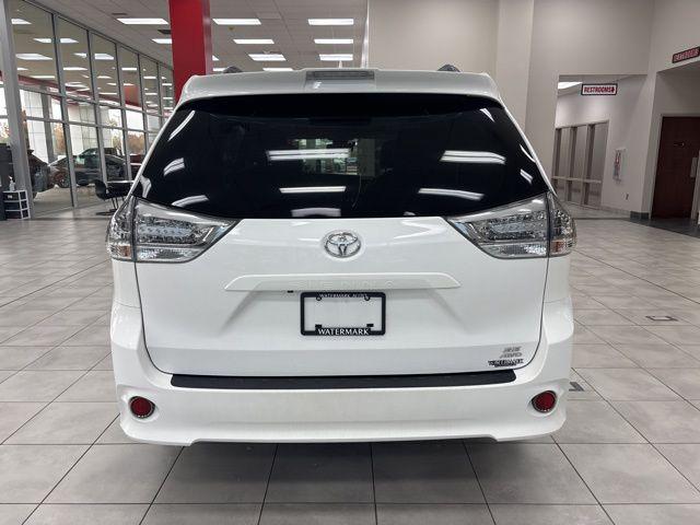 2019 Toyota Sienna SE 7 Passenger 2019 Toyota Sienna SE 7 Passenger