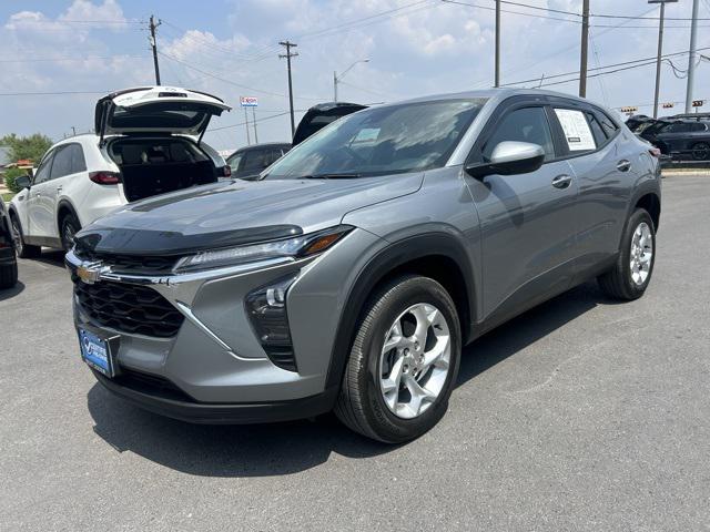 2025 Chevrolet Trax FWD LS