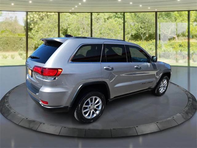 2021 Jeep Grand Cherokee Laredo E 4x4