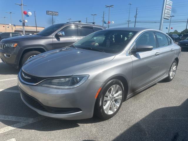 2016 Chrysler 200 Touring