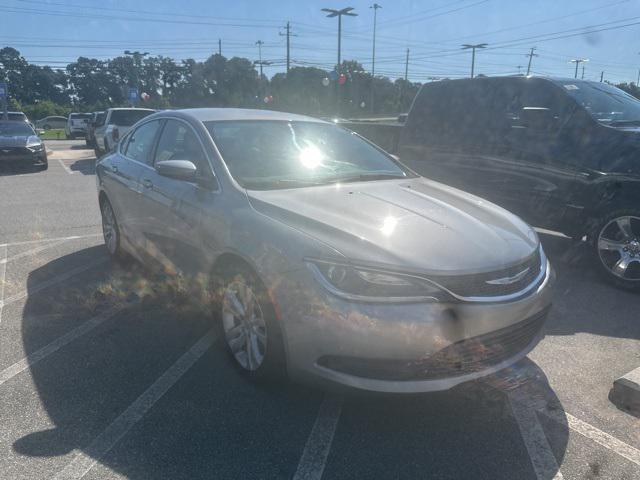 2016 Chrysler 200 Touring