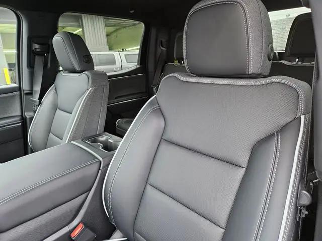 2026 GMC Sierra Standard Range Elevation