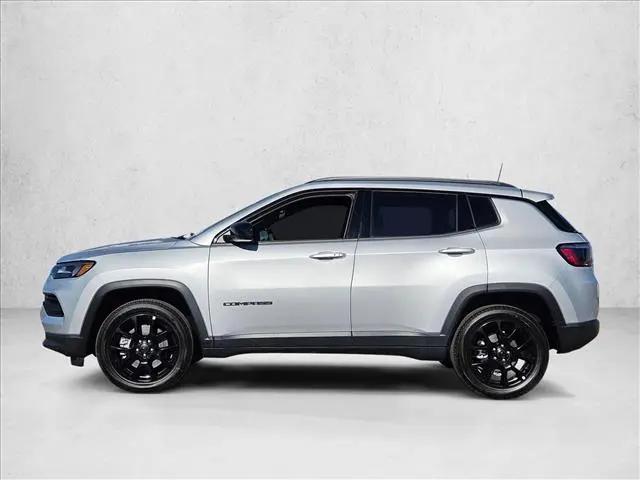 2026 Jeep Compass Latitude Altitude