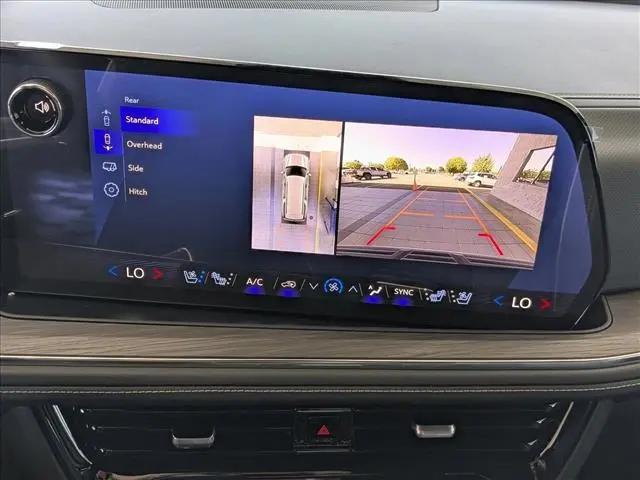2025 Chevrolet Suburban 4WD Premier