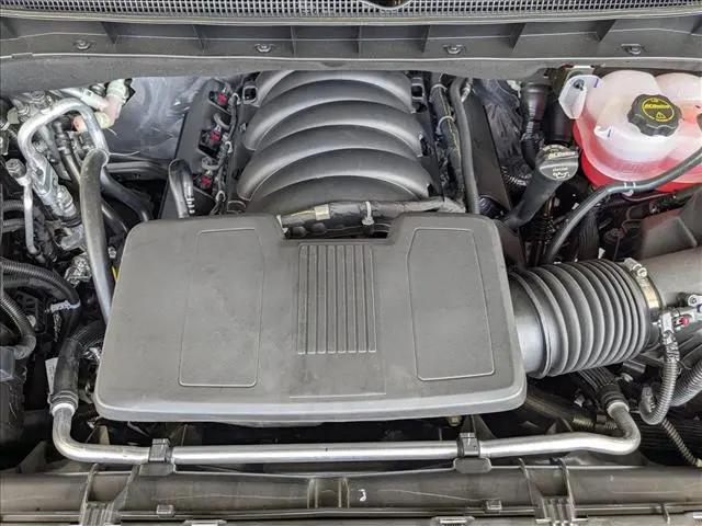 2025 Chevrolet Suburban 4WD Premier