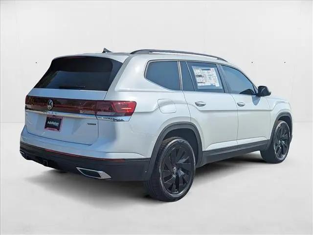 2026 Volkswagen Atlas SE with Technology