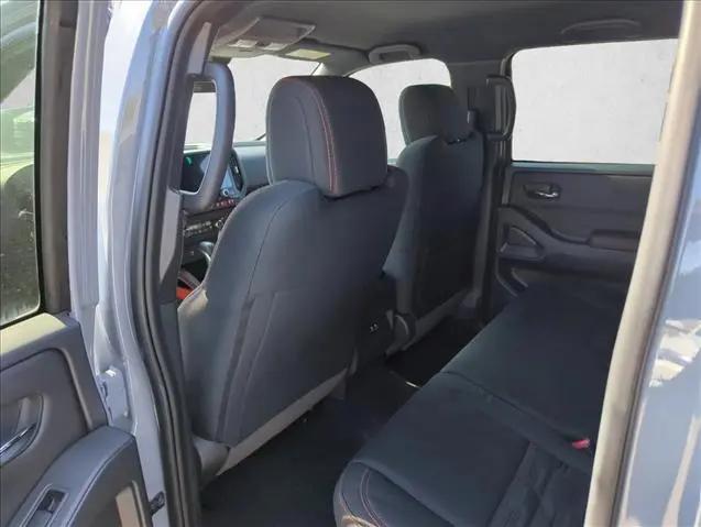 2025 Nissan Frontier Crew Cab PRO-4X 4x4
