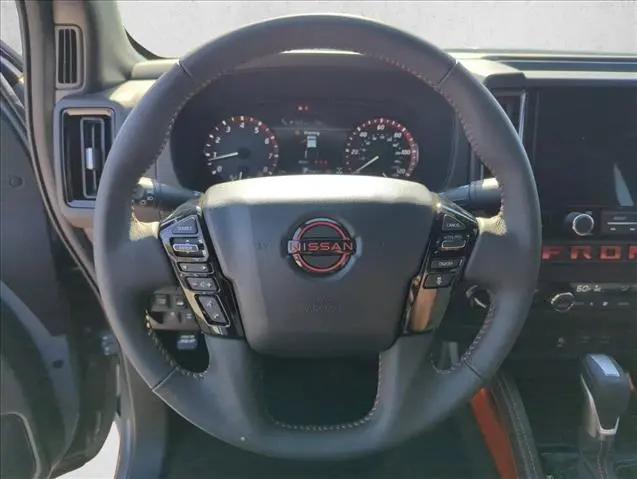 2025 Nissan Frontier Crew Cab PRO-4X 4x4