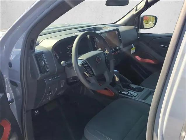 2025 Nissan Frontier Crew Cab PRO-4X 4x4