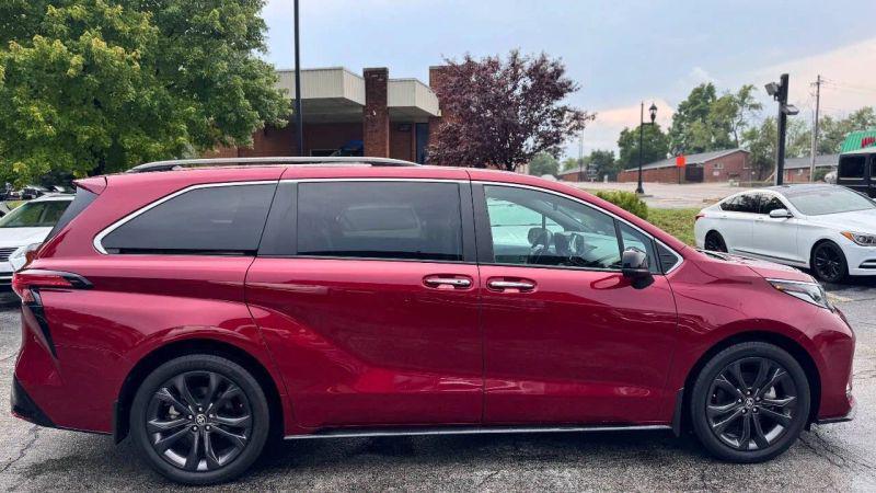 2023 Toyota Sienna XSE