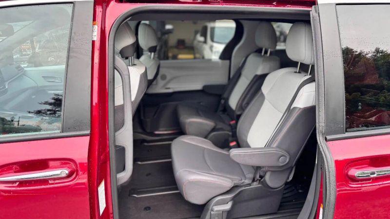 2023 Toyota Sienna XSE