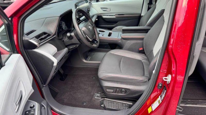 2023 Toyota Sienna XSE