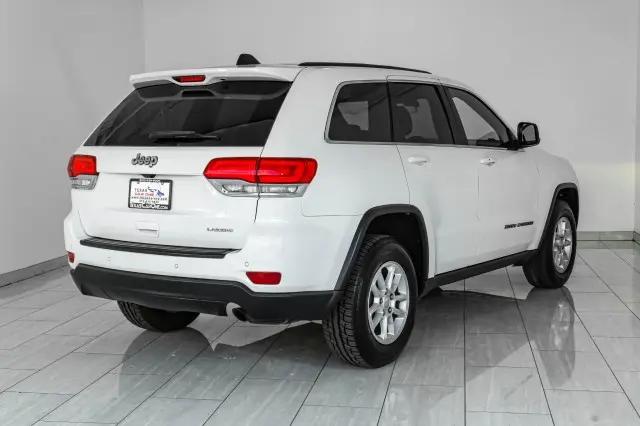 2018 Jeep Grand Cherokee Laredo 4x2