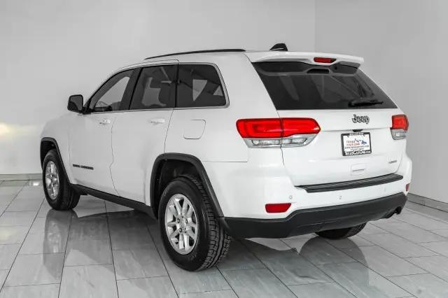 2018 Jeep Grand Cherokee Laredo 4x2