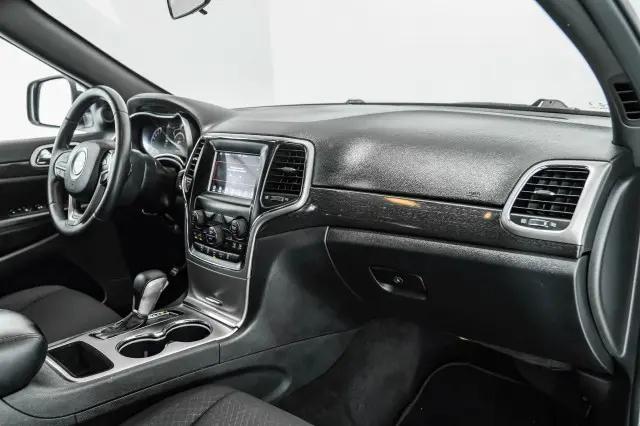 2018 Jeep Grand Cherokee Laredo 4x2