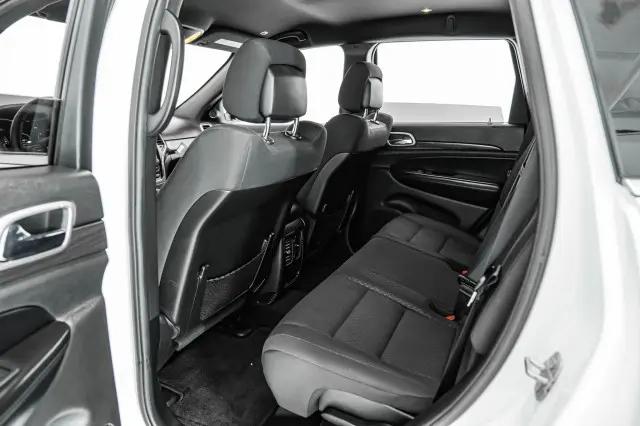 2018 Jeep Grand Cherokee Laredo 4x2
