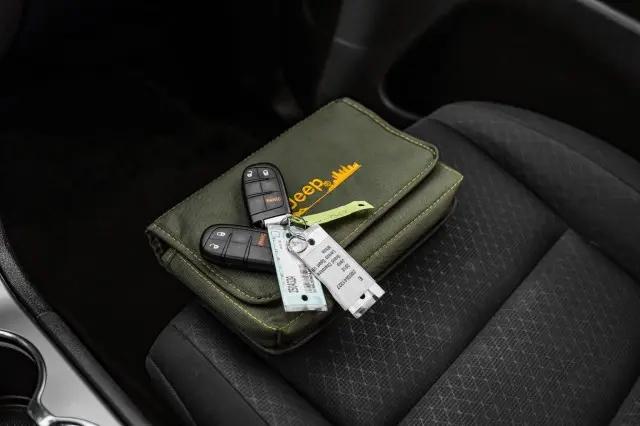 2018 Jeep Grand Cherokee Laredo 4x2
