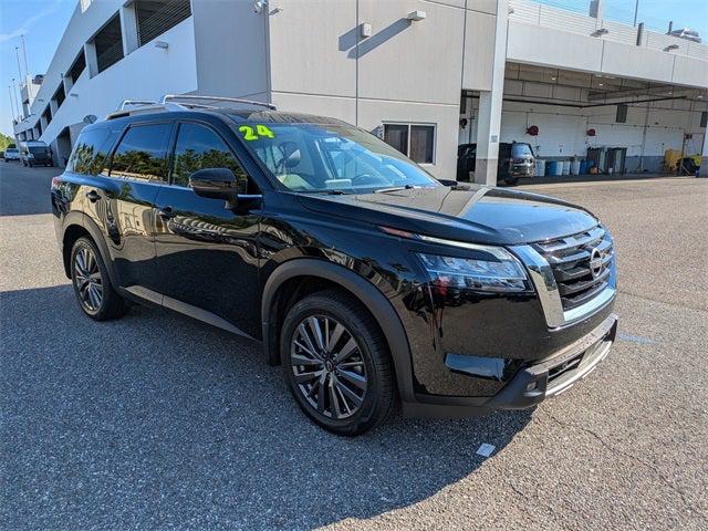2024 Nissan Pathfinder SL 4WD