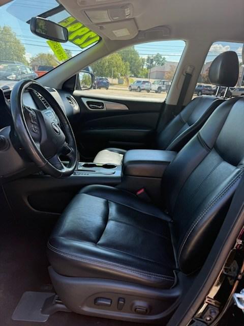 2019 Nissan Pathfinder SL