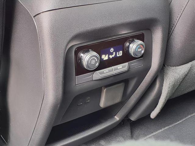 2026 GMC Acadia Elevation FWD