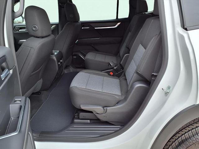 2026 GMC Acadia Elevation FWD